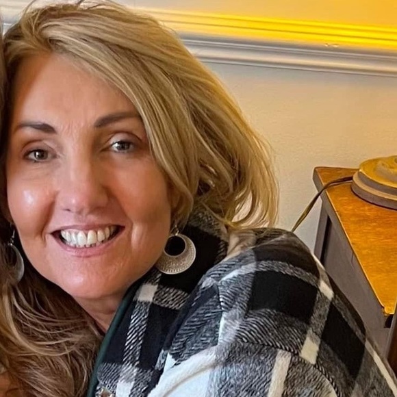 Meet your Posher, Katrina - Picture 1 of 1